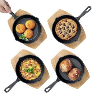 Navaris Poêle fonte naturelle - 4x Mini poêle à frire antiadhésive Ø 10,2 cm avec support en bois - Petit poêle oeuf pancake four bbq induction