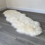 Natural Sheepskin Rug with Extra Thick & Soft Wool (Double 190x65cm)