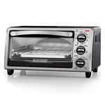 Black and Decker TO1313SBD 4-Slice Toaster Oven