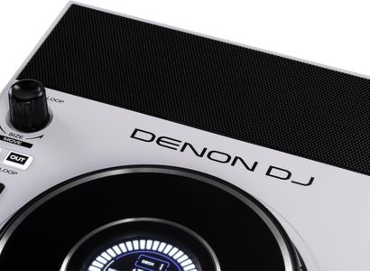 Denon DJ SC LIVE 4 White DJ Controller – 4-Deck Performance