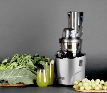 Kuvings REVO830S Cold Press Juicer – Silver Slow Masticating Extractor