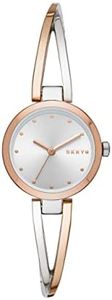 DKNY Montre pour femme Crosswalk, mouvement à trois aiguilles, boîtier en acier inoxydable or rose de 26 mm avec bracelet en acier inoxydable, NY2791