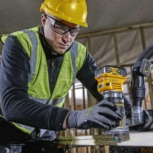 DeWalt 18V XR Cordless Router – Compact Handheld Power Tool