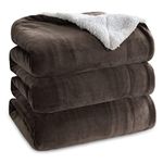 Bedsure Sherpa Fleece Blanket King Size - Fluffy Microfiber Solid Blankets for Bed Large Throw, Brown, 230x270cm