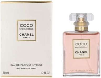 CHANEL Wom
