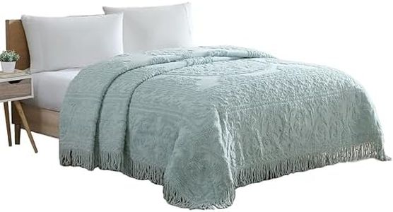 Beatrice Home Fashions Medallion Chenille Bedspread, Queen, Blue