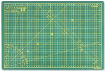 Elan Cutting Mat A3 Green, 5-Ply Craft Mat, Self-Healing Cutting Board Craft, Art Mat, Self Healing Cutting Mat 44 x 30, Dressmaking Accessories for Sewing, Quilting, and Crafting