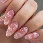 Gloss & Go 24 Reusable Artificial Fake Nail Set| Peach White Cloud And Star Design Almond Shape Glossy Nails| Lightweight & Long Lasting| Quick Fix For Festivals & Special Occasions