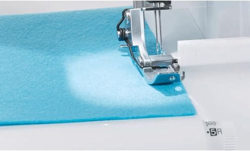Brother 2104D Overlocker Sewing Machine – 3/4 Thread Serger