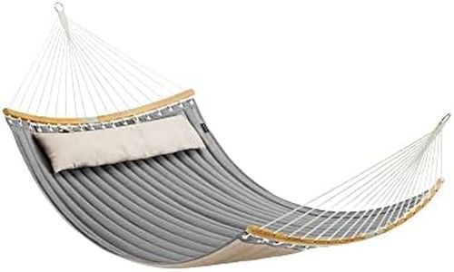 SONGMICS Hamaca Doble Tapizada, Hamaca de Jardín con Barras Curvas de Bambú Separables, Hamaca de Camping con Cojín, 200 x 140 cm, Carga de 225 kg, Gris y Beige GDC34CG