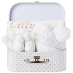 Personalised Baby Shower Gifts - Newborn Baby Essentials Baby Winter Clothes - Winter Hat, Fleece Blanket, Baby Knitted Booties, Gloves, New Baby Gifts, Personalised Gifts, New Born Baby Essentials