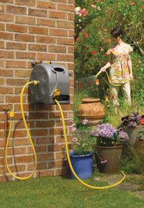 Hozelock 2-in-1 Compact Enclosed Hose Reel with 25m Hose & Connectors