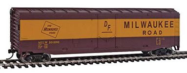 WalthersTrainline Ready to Run Milwaukee Road Boxcar, Red/Yellow