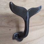 PUAK523 Wall Mounted Hook Hanger, Cast Iron Whale Tail Shaped Decorative Wall Hook Utility Hanging Hook for Coat Clothes Cap Store Display Rack