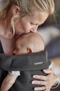 BabyBjörn Baby Carrier Mini – Charcoal Grey