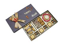 Velvet Fine Chocolates Special Super Dad Box | 18 Pcs Assorted Chocolate Gift Box for Father's Day, Birthday, Anniversary, Retirement & Special Occasions | Handmade Chocolates | Pack of 1 180gram