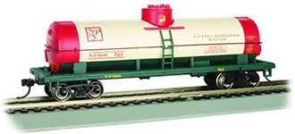 Bachmann Trains - 40' Single-Dome Tank Car - Christmas NP&S® #721 - Flying Reindeer Water - HO Scale