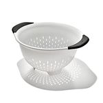 OXO Good Grips 3 QT Plastic Colander