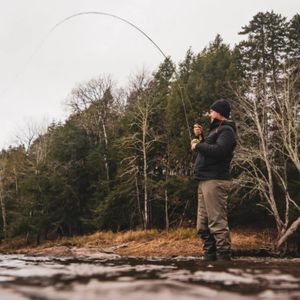 Redington Salmon Fly Fishing Kit – Complete Rod and Reel Set