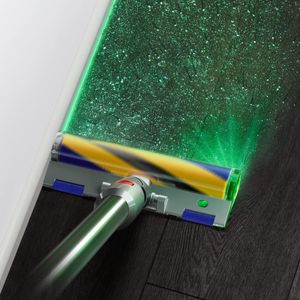 Dyson V15 Detect Cordless Vacuum Cleaner – Powerful Suction