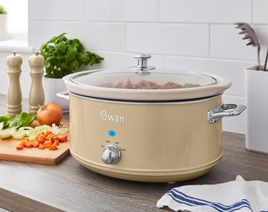 Swan Retro 6.5L Slow Cooker – Cream