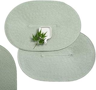 AHHFSMEI Placemats，Placemats Set of 6 for Dining Table Washable Woven Vinyl Non-Slip 18x12 inches Placemat Heat-Resistant Durable Table Mats for Dining Table Easy to Clean (Oval Fog Green, 6)