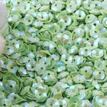 4000pcs 6mm Glitter Flower Bulk Loose Sequins Iridescent Round Embroidery Paillettes Crafts Sequins Cup Spangles for Sewing Christmas Wedding Confetti Decoration Accessories(Green)