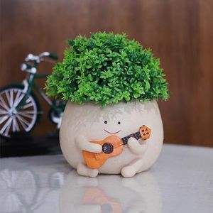 NINIPAPA F