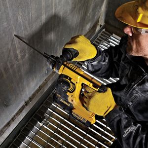 DEWALT 18V Cordless Power Tool Kit – 6-Piece Set