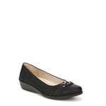 LifeStride Women's, Ideal Flat, Black, 7.5 Wide