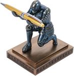 NCQIXIAO Knight Pen Holder Desk Orn