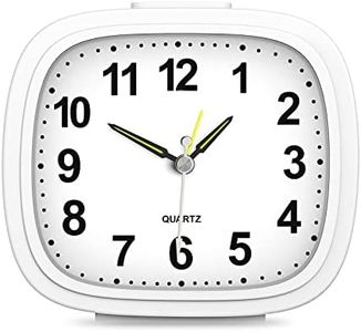 OQIMAX Analog Alarm Clock, Silent Non Ticking Bedside Clock Battery Powered, Small Travel Clock with Night Light, Ascending Alarm, Snooze, Easy Set, Desk Clock for Heavy Sleepers Kids Elder - White