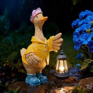 IVCOOLE Solar Goose Garden Statue – Outdoor Goose Decor with Solar Light, Resin Solar Garden Statue for Porch, Patio, Lawn, Yard – Gooses Figurine Gift for Moms, Grandmas, Women Housewarming