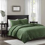 Madison Park All Season, Lightweight Coverlet, Cozy Bedding, Matching Shams, Velvet, Green, King/California King (104 in x 94 in)