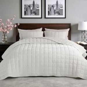Oversized King Greek Velvet Quilt Set, 3× Softer Luxe Sheen, 100% Cotton Backing,150GSM Down-Alternative Fill,Extra-Wide 112×106" Hotel-Style Luxury Coverage (1 Quilt + 2 Pillow Shams),Brilliant White